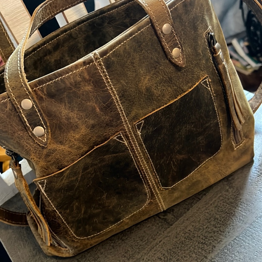 Myra Shoulder Bag